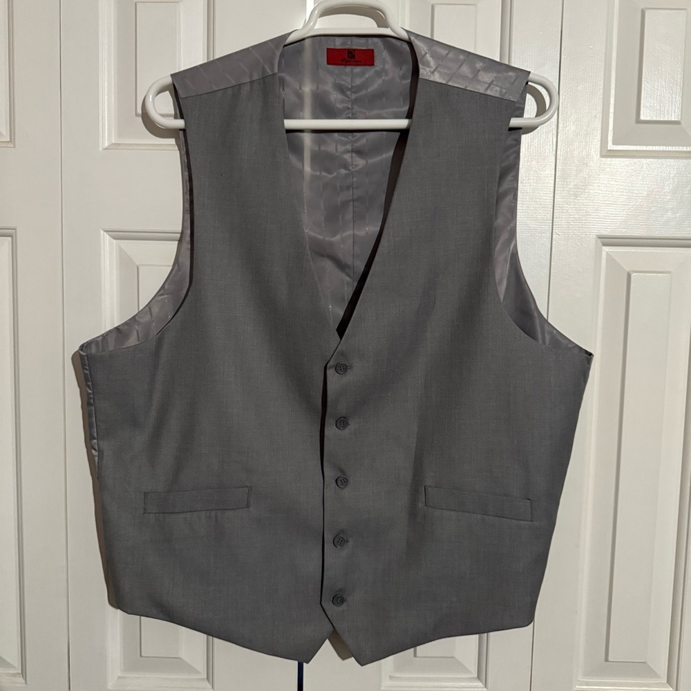 Men's Gray Vest